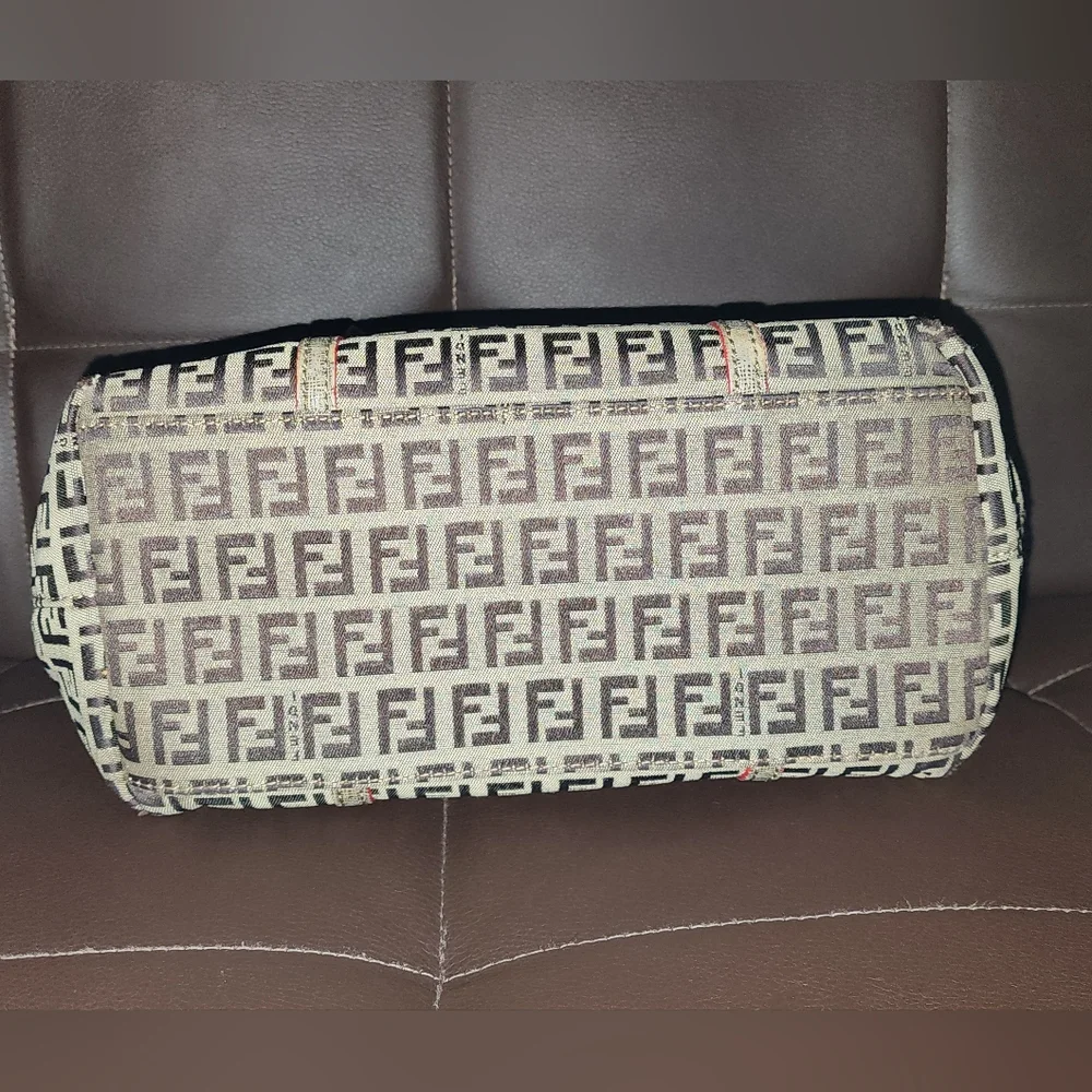 Fendi Zucchino Monogram Canvas Tote Bag - Picture 6 of 8